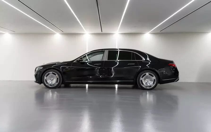 Mercedes-Benz S680 1